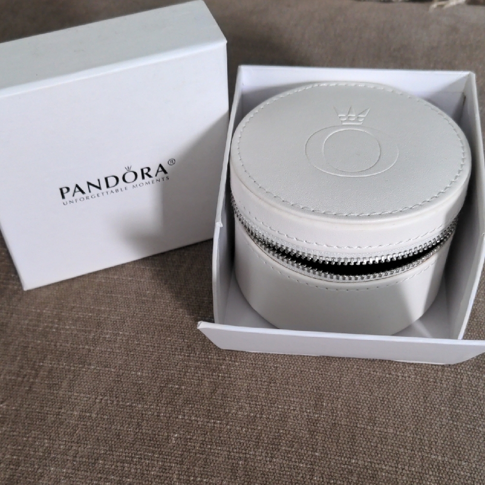New Pandora White Round Jewelry Case + Box, Multi sections, Pouch, Travel
